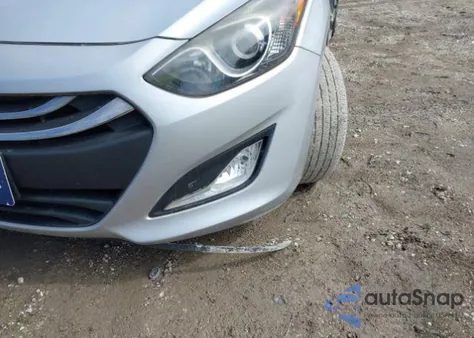 2014 Hyundai Elantra Gt z USA, uszkodzony, nr VIN KMHD35LH1EU227538